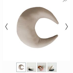 Snuggle me feeding pillow